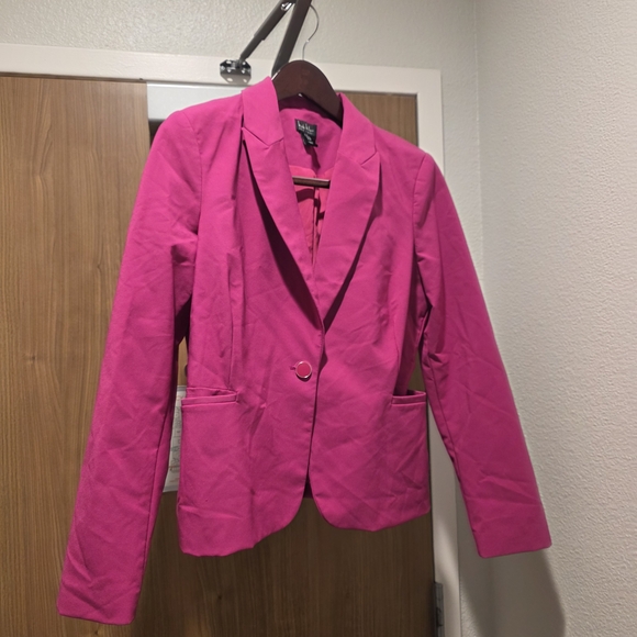 Nichole Miller Jackets & Blazers - Vibrant Pink Blazer